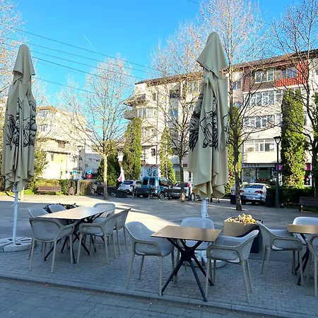 Old Town View- Ultracentral Apartment Targoviste Exterior photo